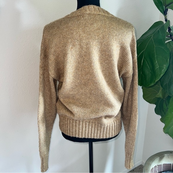 Ralph Lauren Women’s V-Neck Metallic Gold Shimmery Sweater NWT Medium - Picture 5 of 16